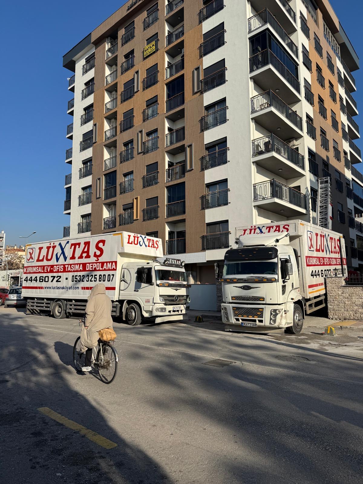 Lüxtaş Nakliyat İzmir taşımacılık paketleme detayları, ambalajlama ve havalı naylon